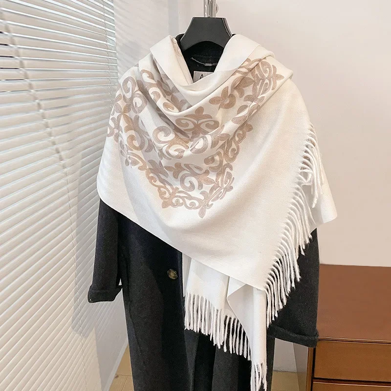 Go Ethnic Fashion - Nowa kolekcja Jesień/Zima 2025: Artystyczny, vintage,