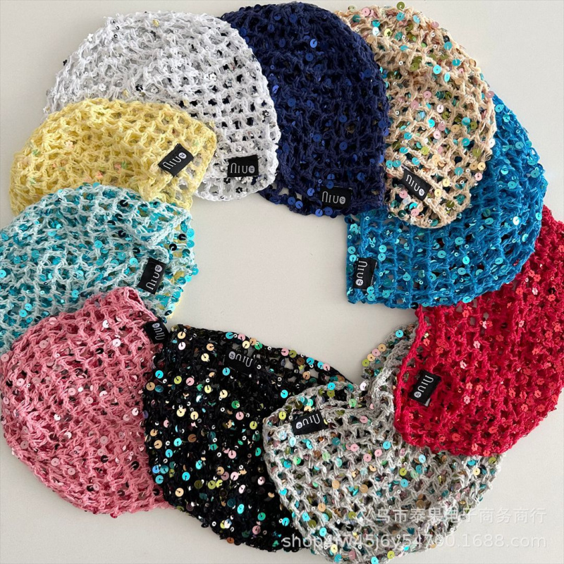 Czapka z dzianiny z cekinami w – Go Ethnic Fashion recenzja i cena